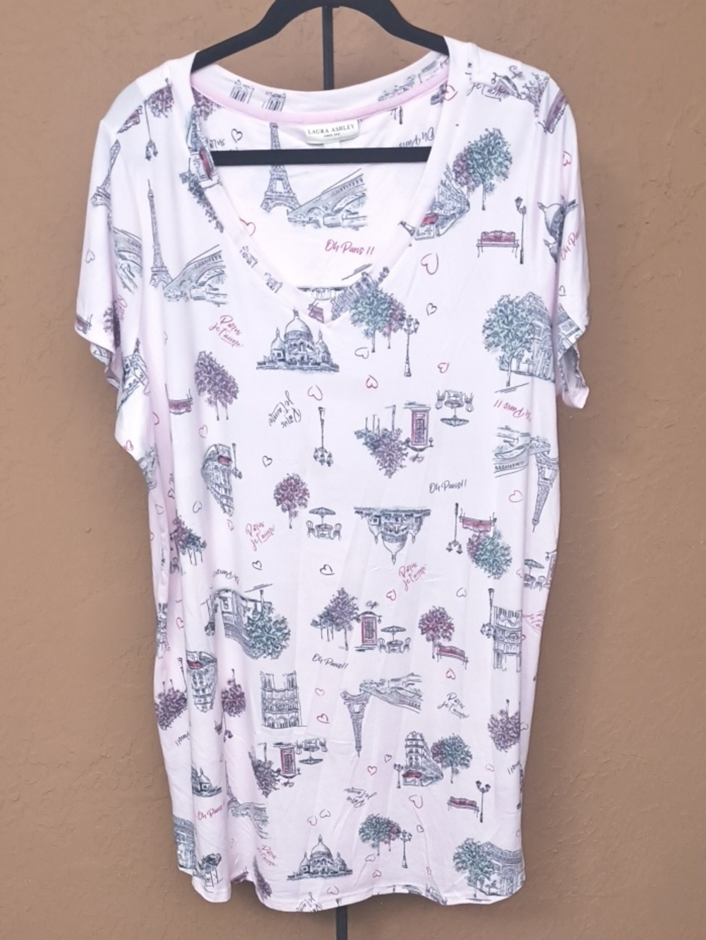 Laura Ashley Light Pink Paris-Print V-Neck Sleep Shirt Size 1X